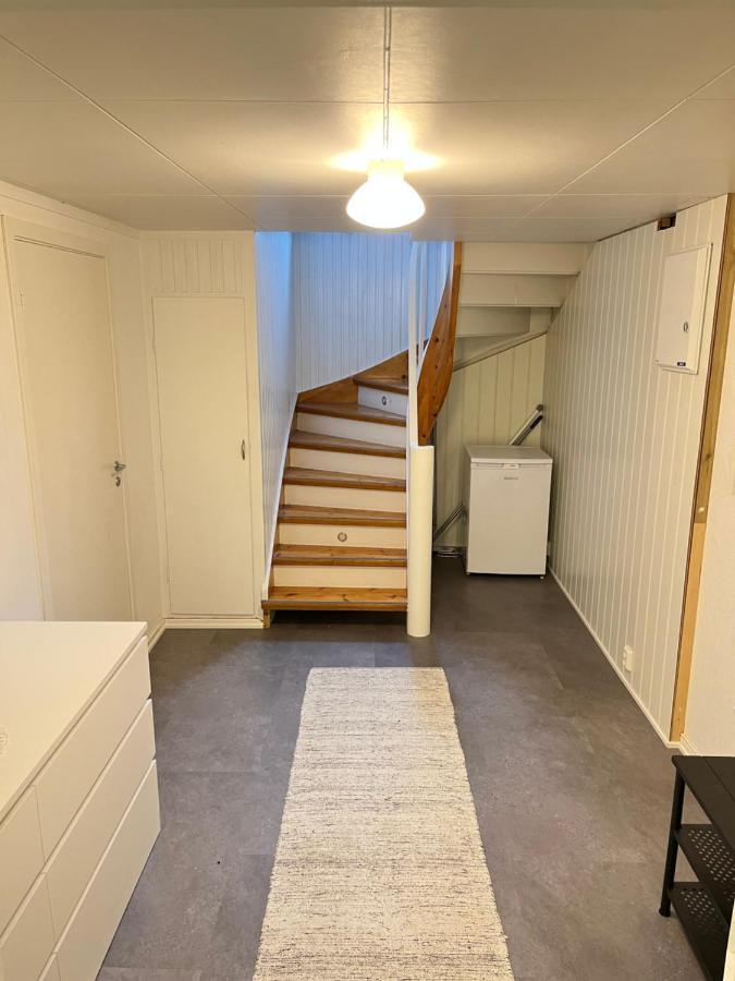 Hus Sentralt I Lofoten Apartment Leknes Ngoại thất bức ảnh